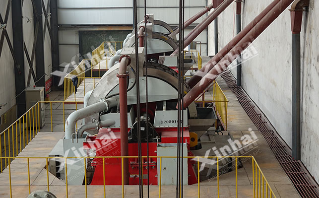 Feldspar ore crushing process