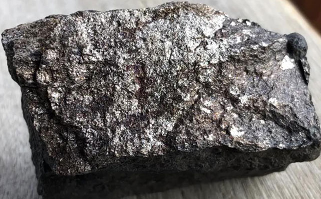The source ore types of silver-lead concentrate