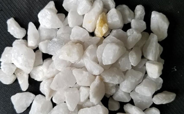 quartz sand